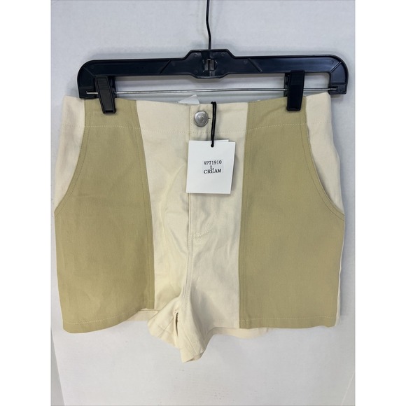 Pants - NEW Very J Khaki Shorts Women's Size Large